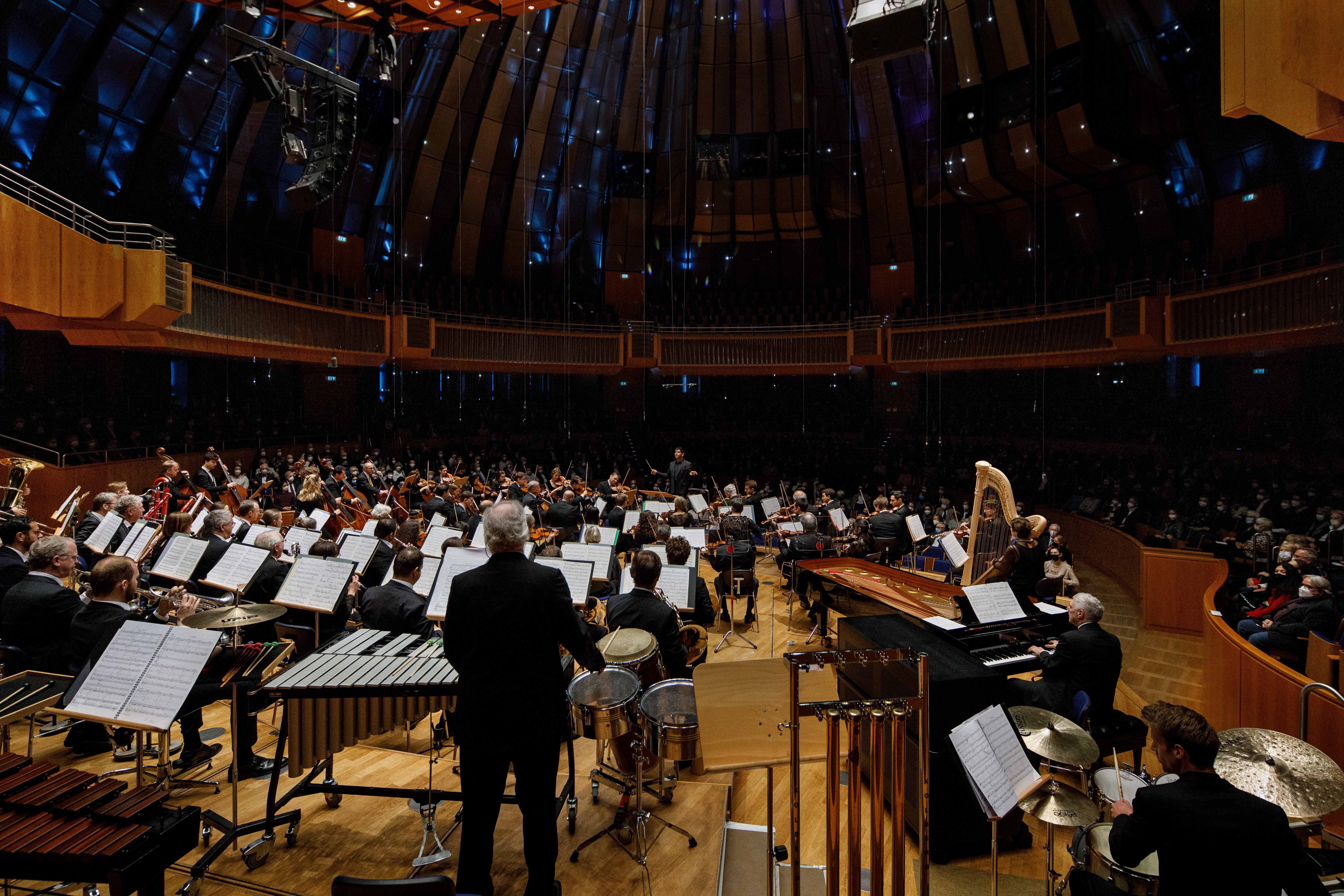 Düsseldorfer Symphoniker in der Tonhalle beim Neujahrskonzert 2021