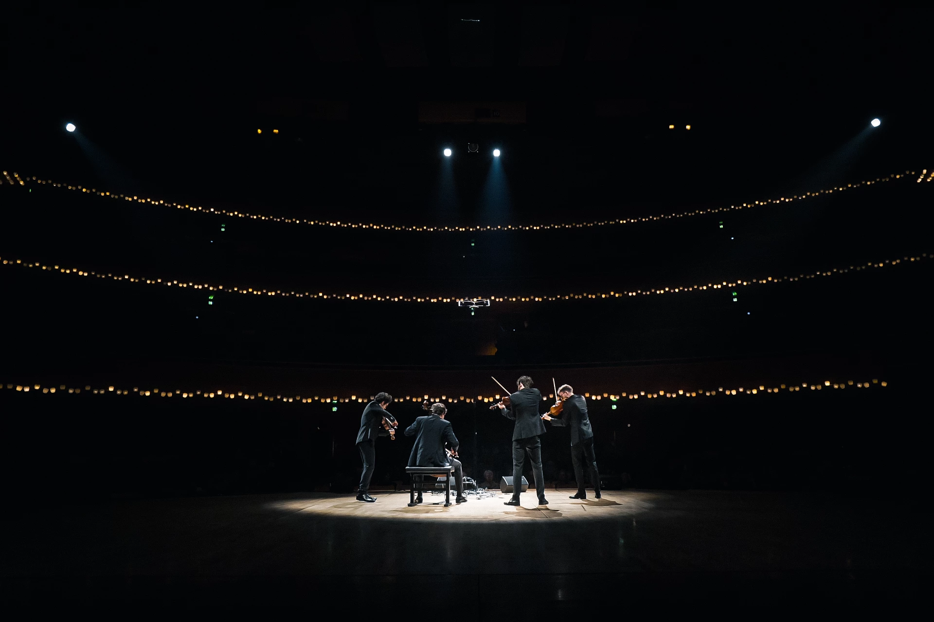 Vision String Quartet auf einer Konzertbühne